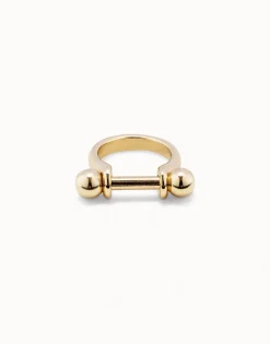 Anillo bañado en oro ancho con relieve para mujer