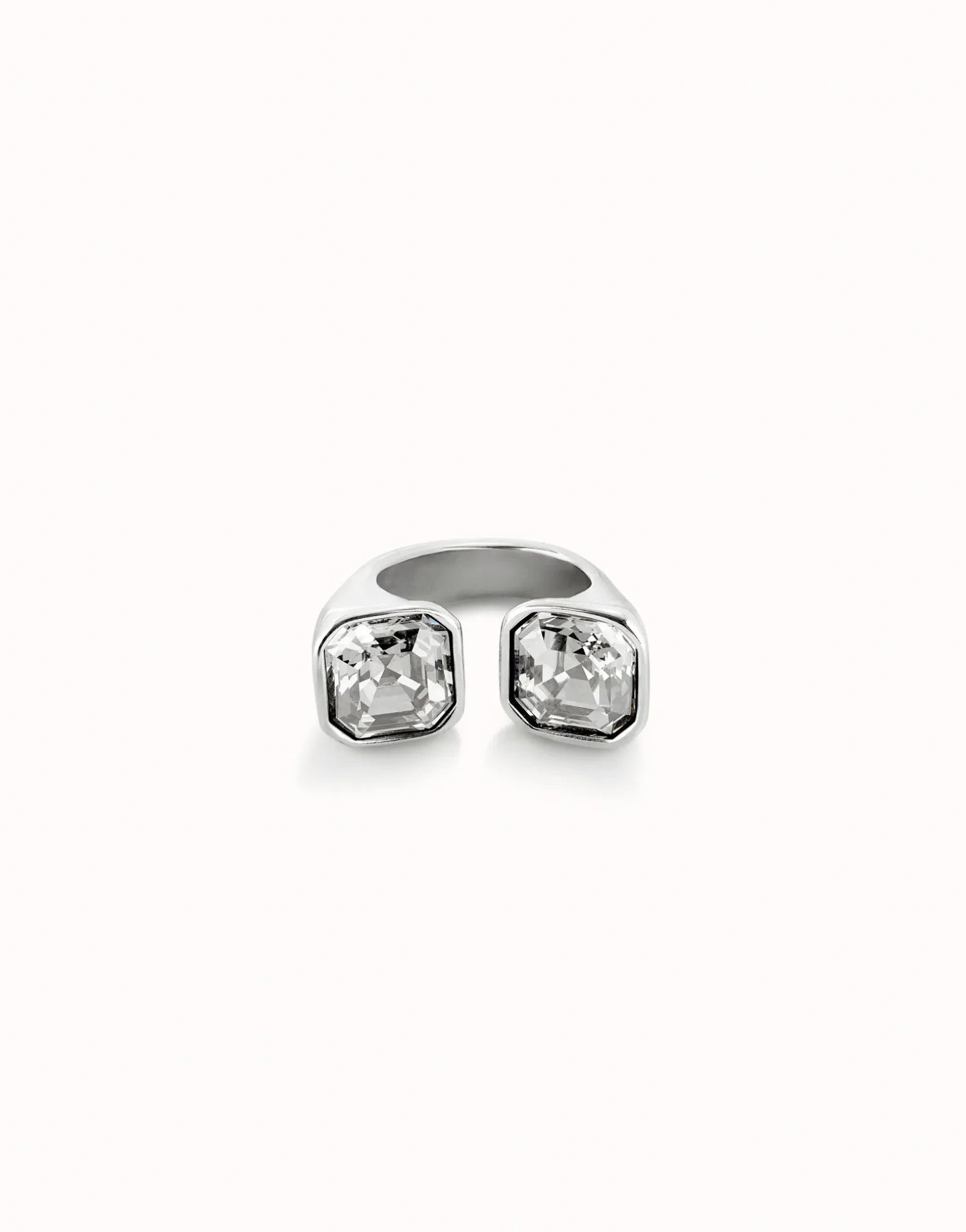 Anillo bañado en plata de ley con cristal blanco