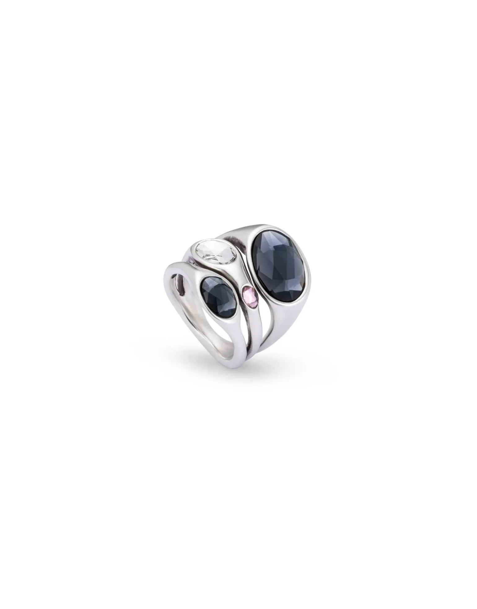 Anillo bañado en plata de ley con cristales de distinto tamaño
