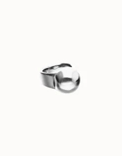 Anillo bañado en plata de ley con forma de esfera