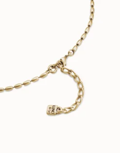 Cadena bañada en oro 18k con eslabones ovalados finos y cierre de mosquetón