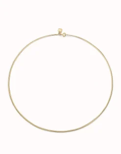 Cadena corta con forma plana bañada en oro 18k