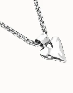 Collar bañado en plata con cadena gruesa y detalle de corazón