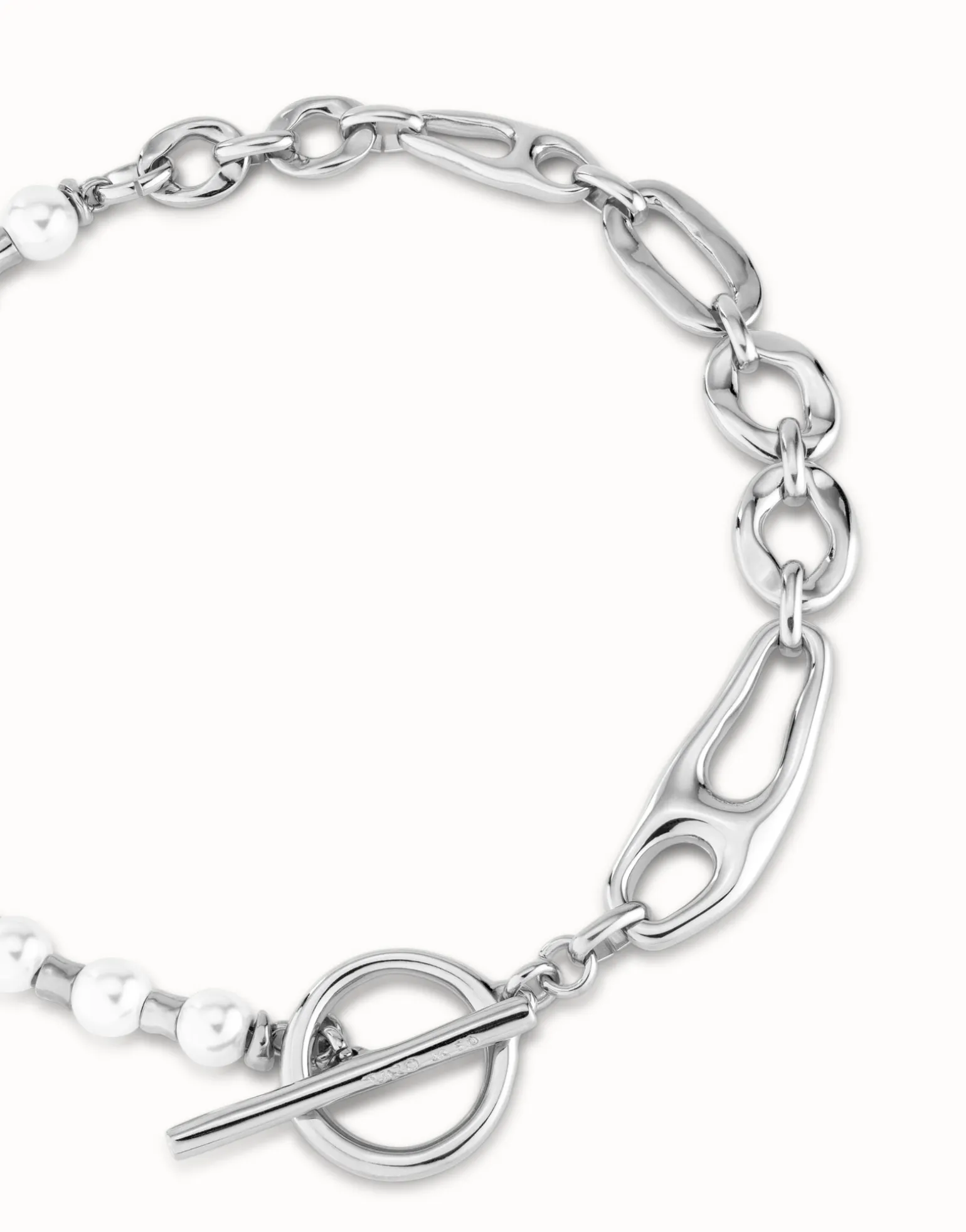 Collar bañado en plata de ley con combinación de eslabones y perlas