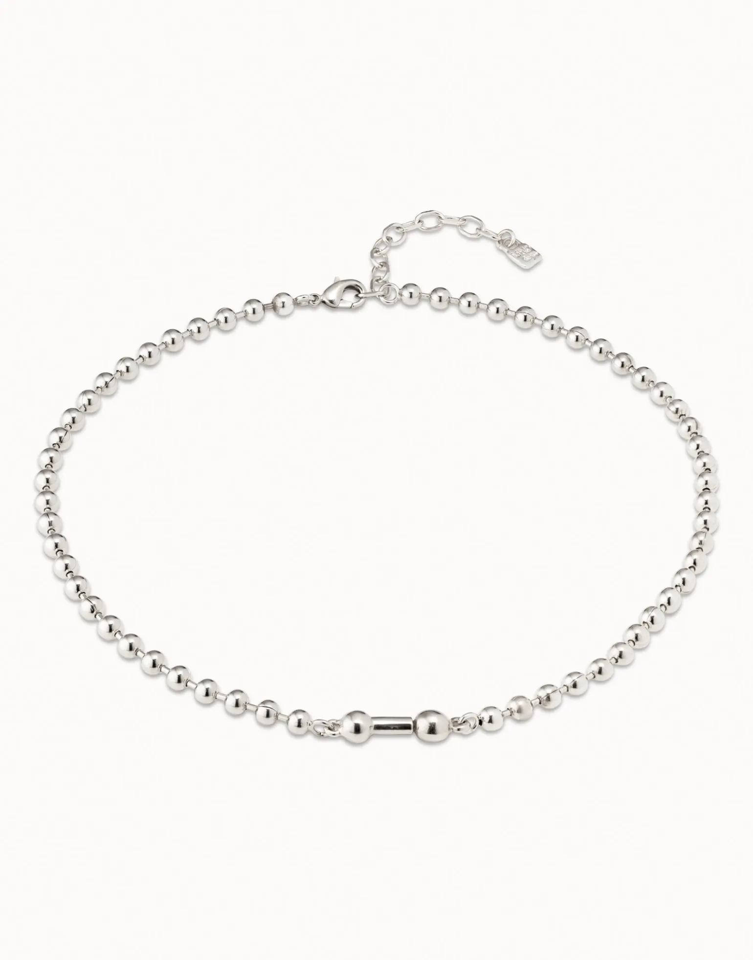Collar corto bañado en plata de ley