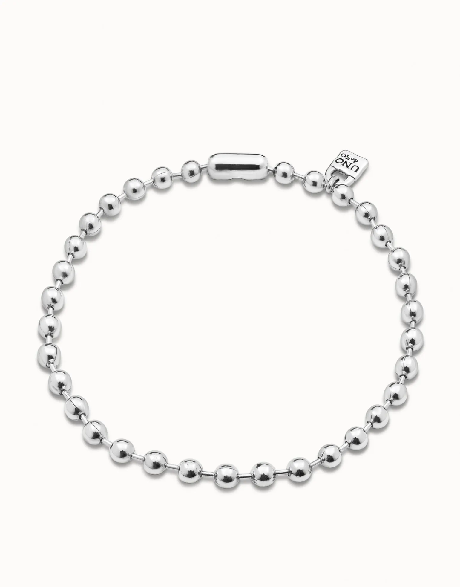 Collar de cuentas bañada en plata de ley