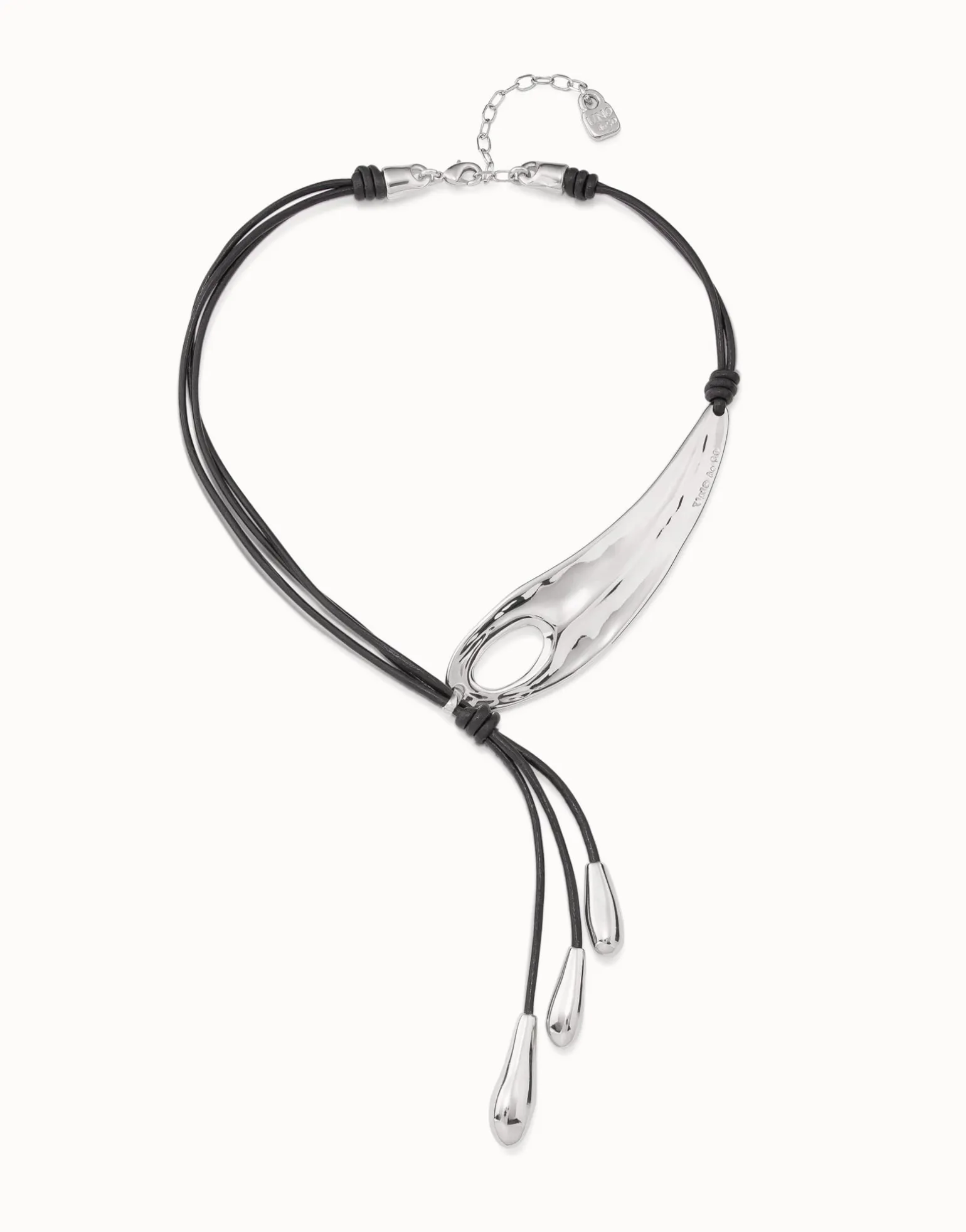 Collar de cuero ajustable con ala de libélula bañado en plata de ley