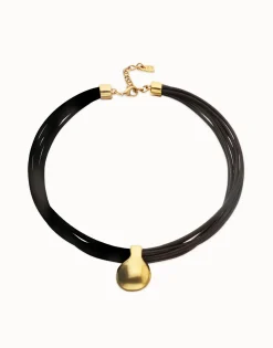 Collar de cuero con esfera grande bañada en oro 18k