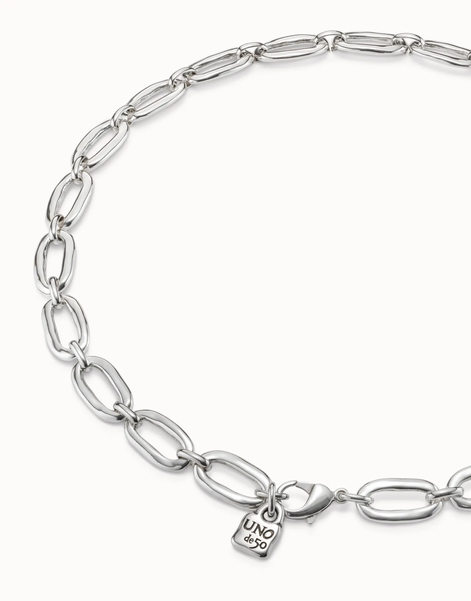 Collar de eslabones bañado en plata de ley