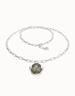Collar largo bañado en plata con cristal facetado ovalado gris grande