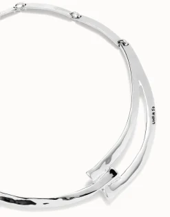 Collar rígido bañado en plata de ley y formas geométricas