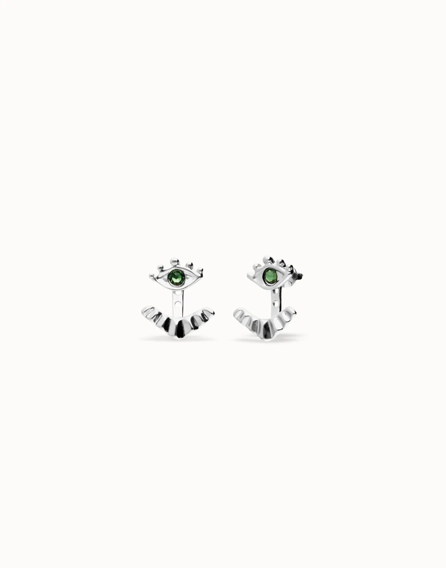 Pendientes bañados en plata en forma de ojo con pestañas y cristal facetado verde