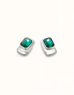 Pendientes con forma rectangular bañados en plata de ley con cristal verde