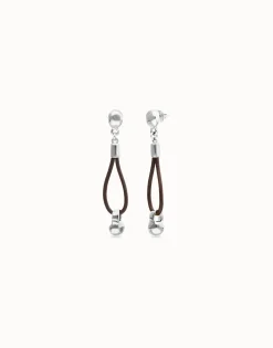 Pendientes de cuero largo con detalle de esfera bañado en plata de ley