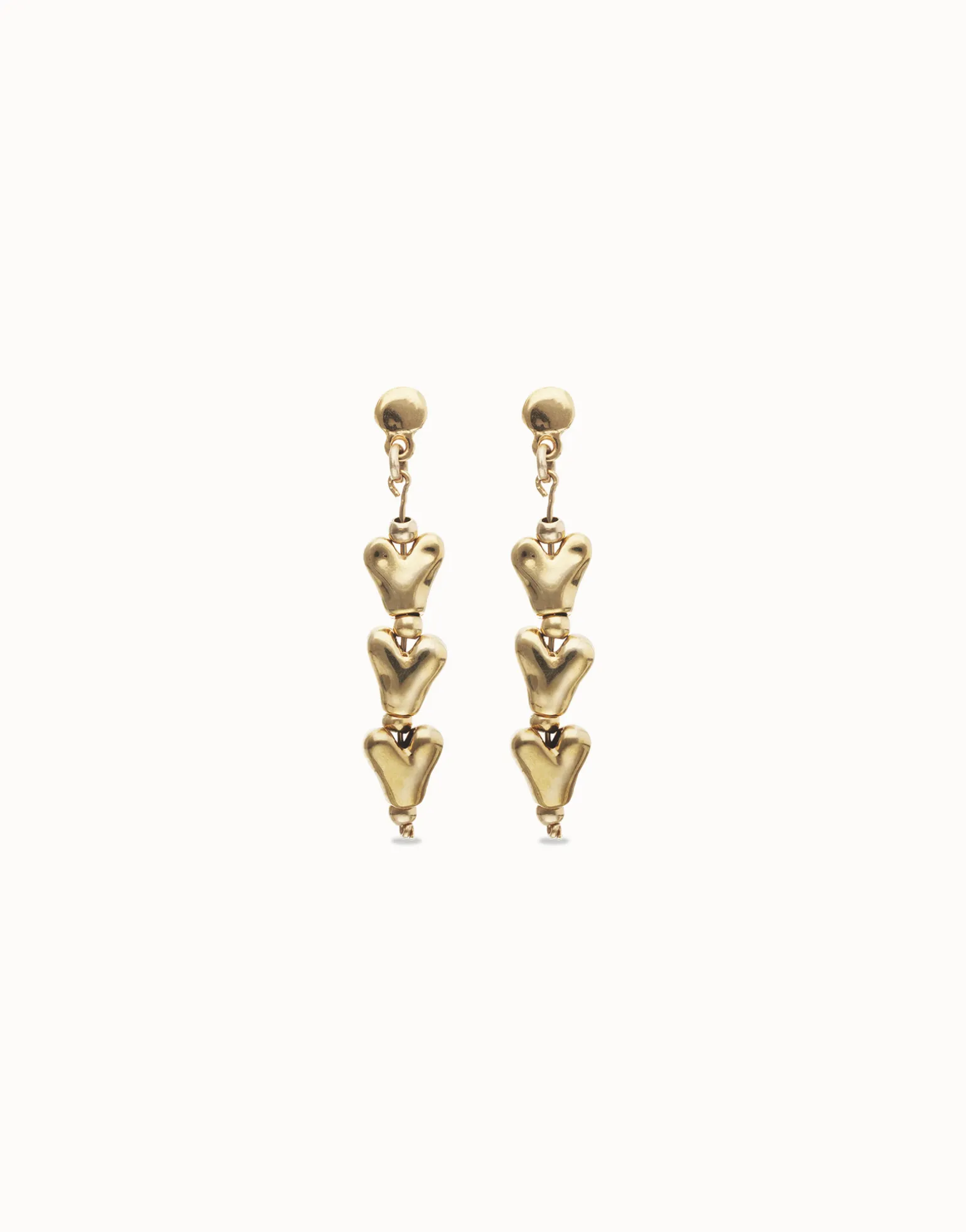 Pendientes largos con corazones encadenados bañados en oro 18k