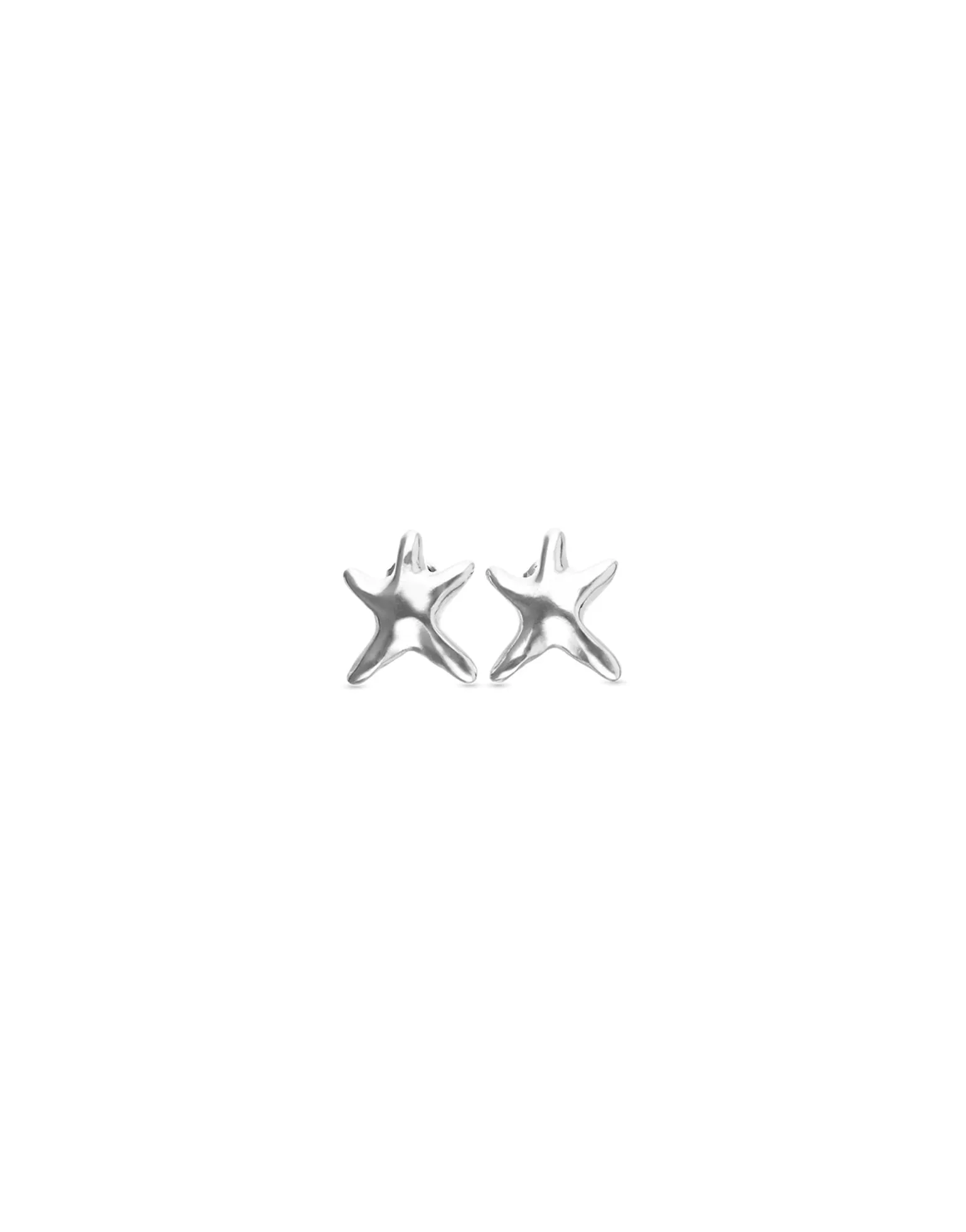 Pendientes pequeños bañados en plata estrellas de mar