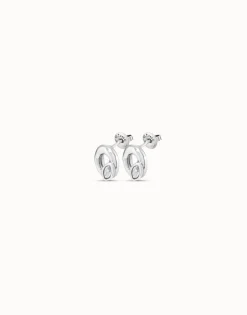 Pendientes stud bañados en plata de ley con forma de óvalo y cristal color gris claro