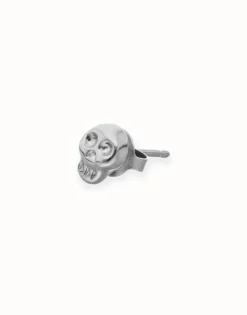 Piercing bañado en plata con forma de calavera