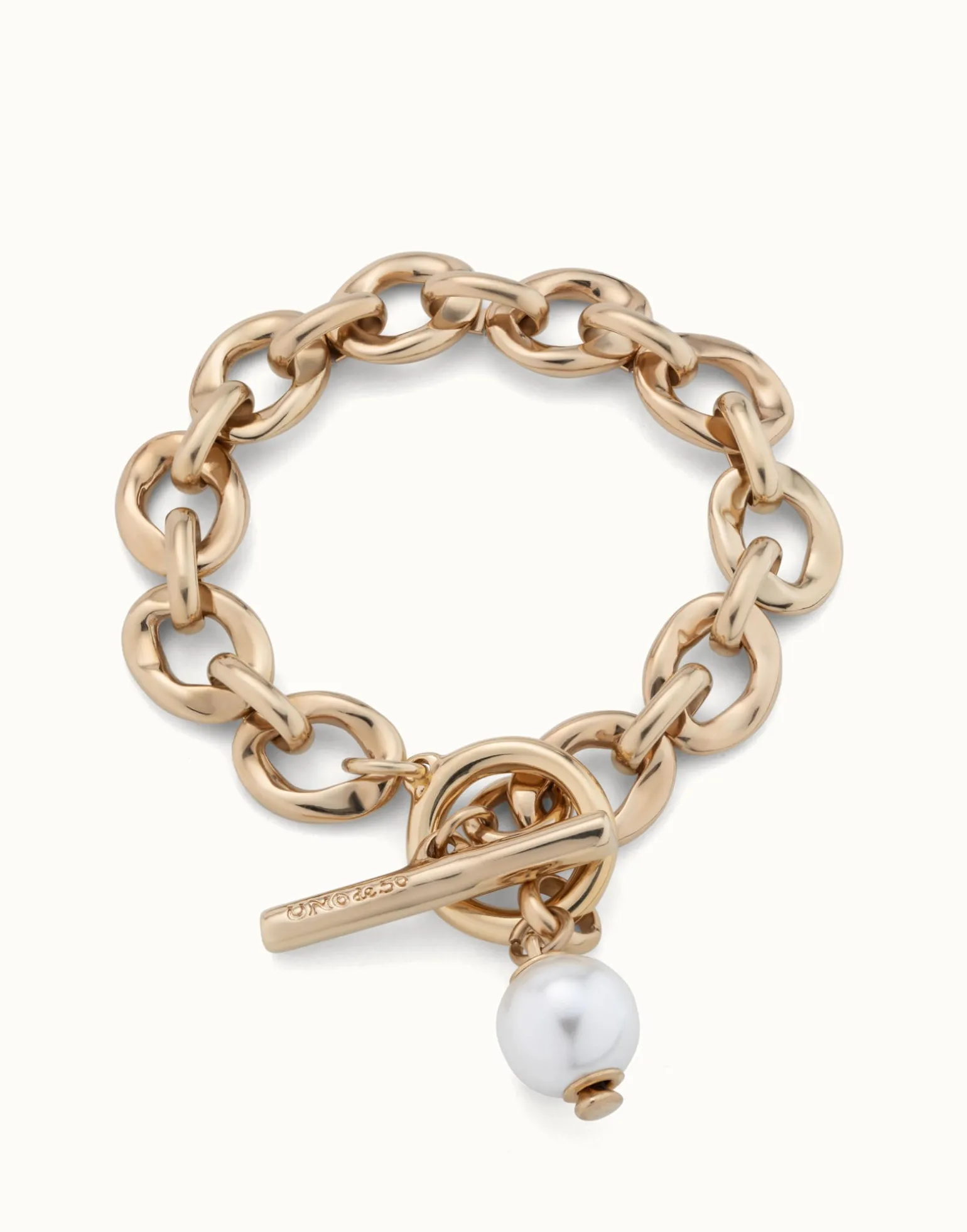 Pulsera bañada en oro 18k con eslabones y charm de perla