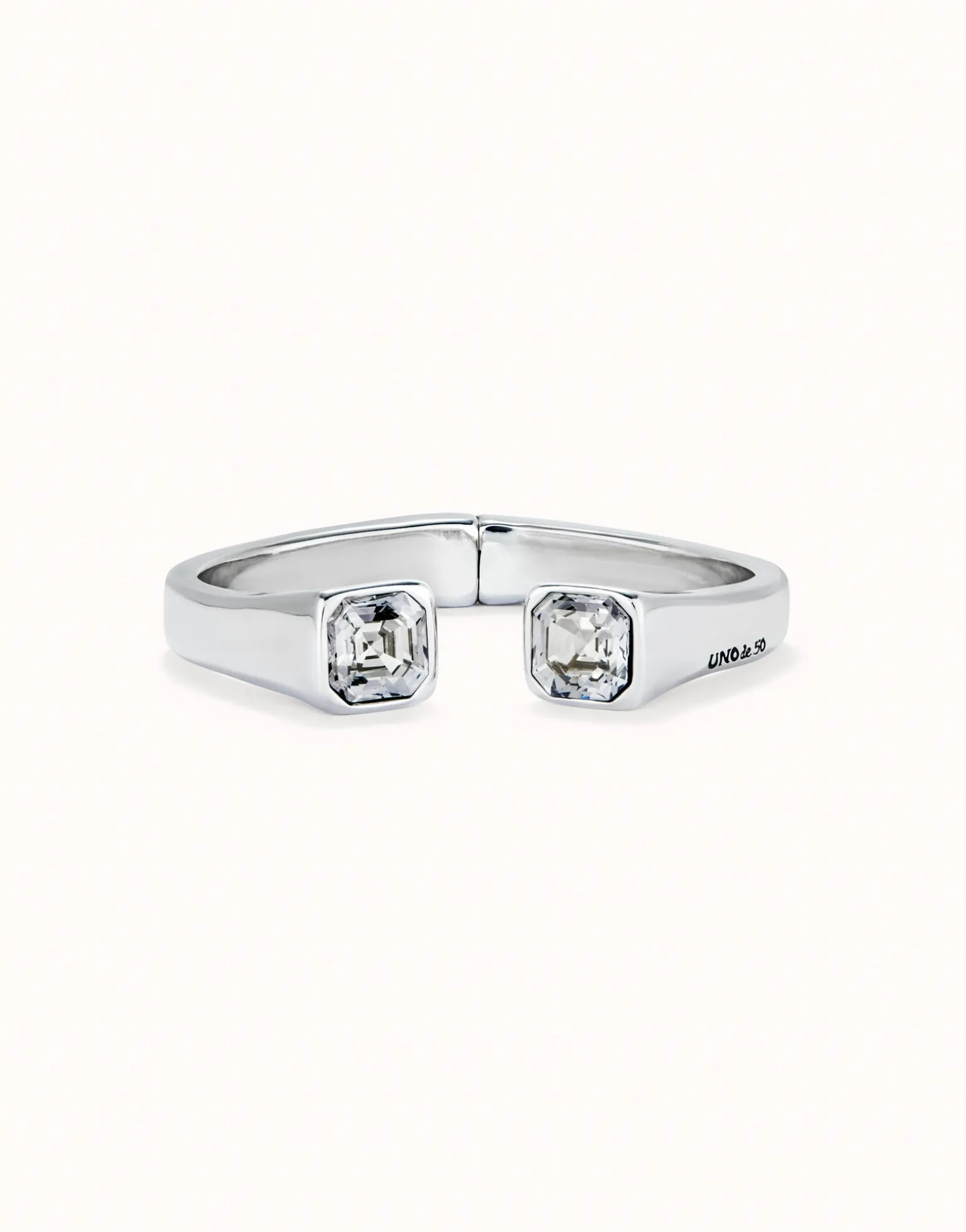 Pulsera bañada en plata de ley con cristal blanco