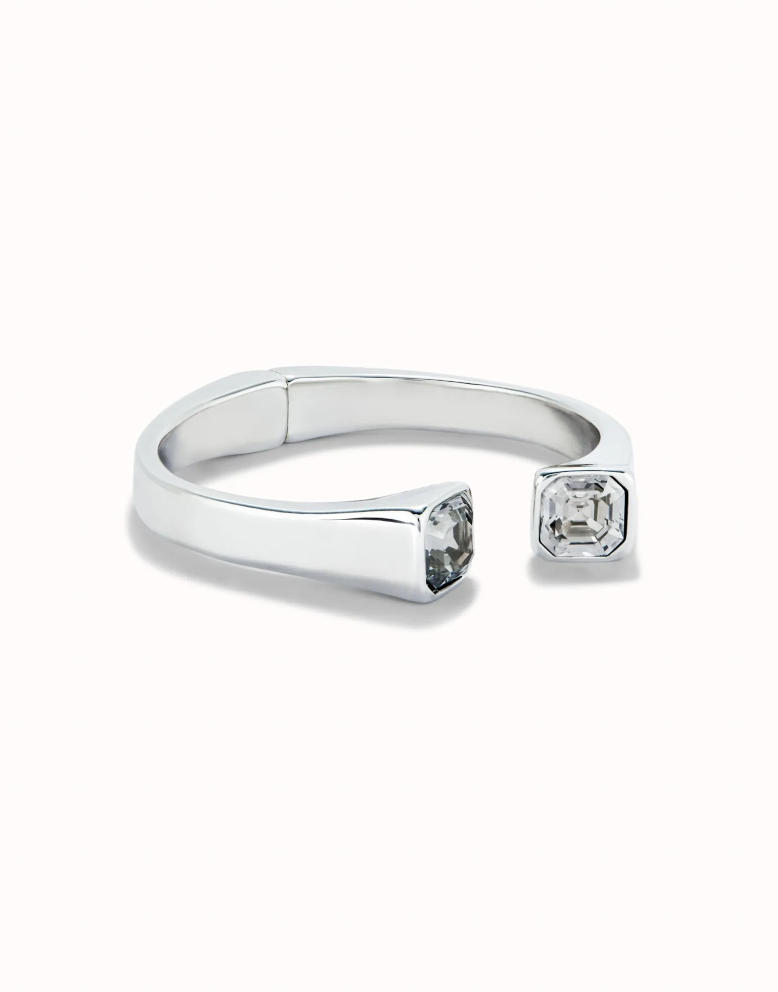 Pulsera bañada en plata de ley con cristal blanco