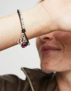 Pulsera bañada en plata de ley con cuero y cristal morado