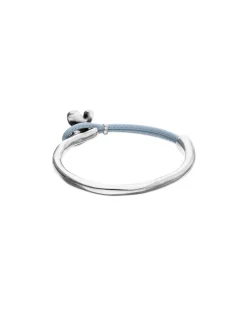 Pulsera combinada en cuero azul y plata de ley con adorno de mariposa