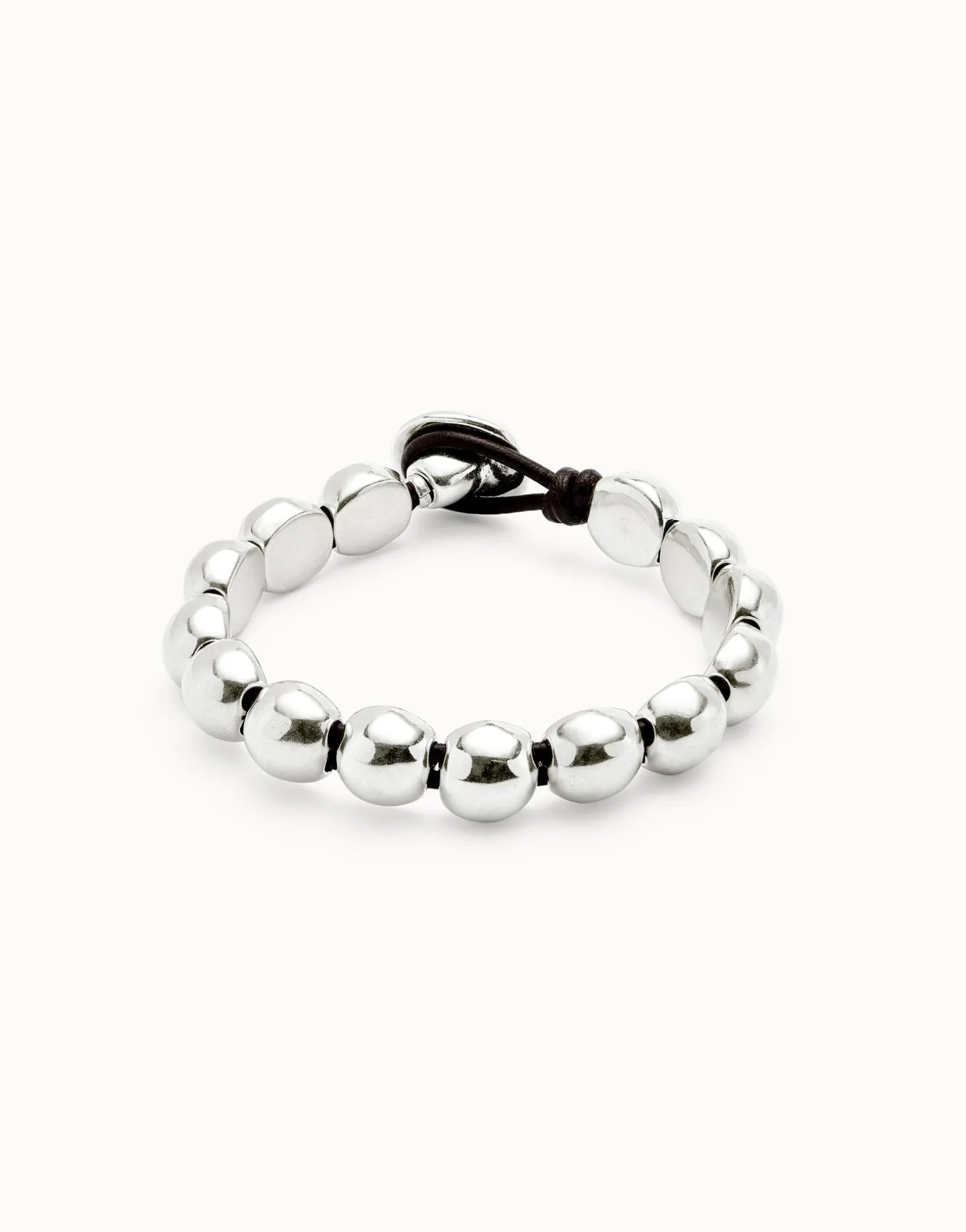 Pulsera con cuentas redondas pequeñas bañadas en plata de ley