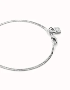 Pulsera con forma plana bañada en plata de ley
