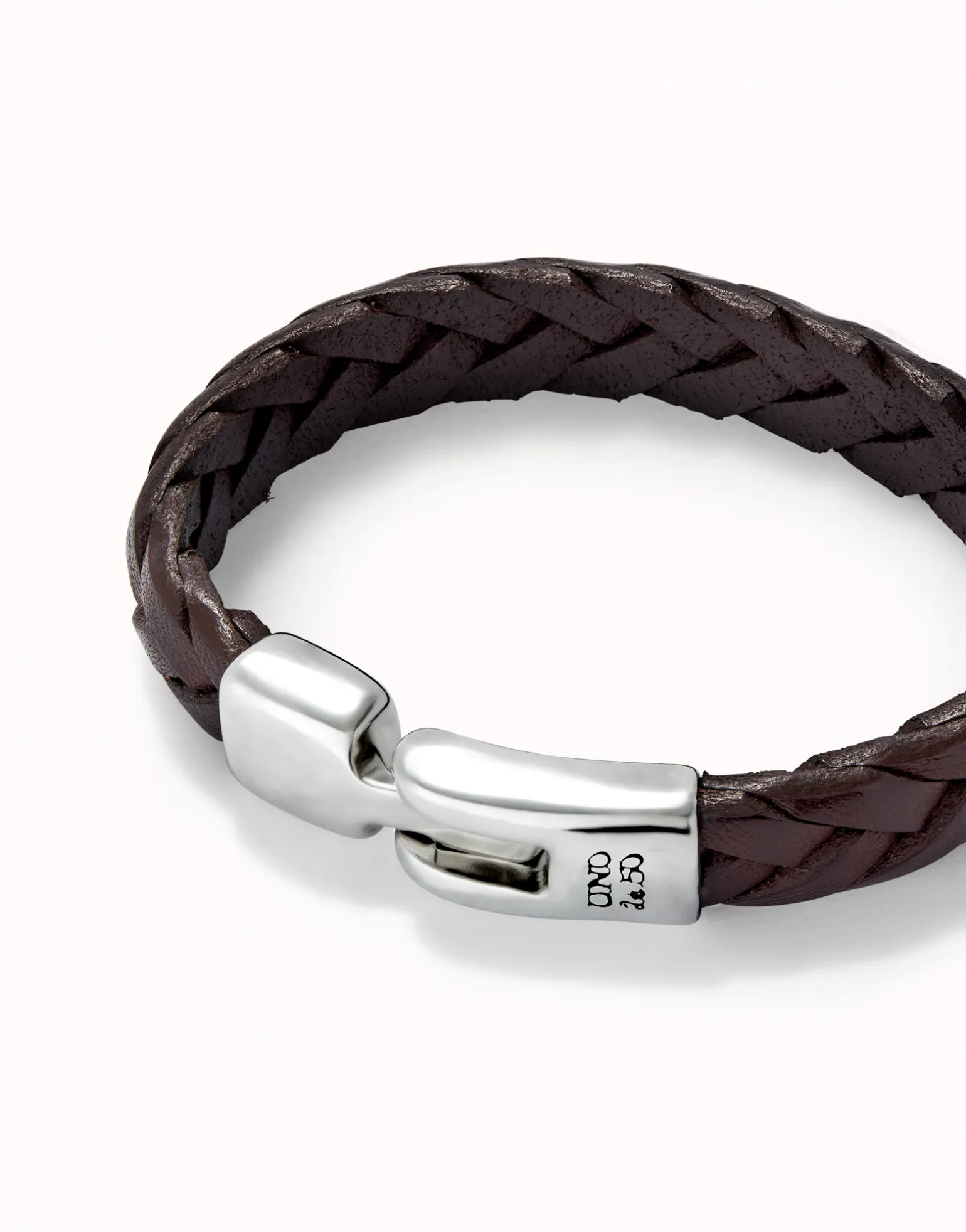 Pulsera cuero trenzada color coñac bañada en plata de ley