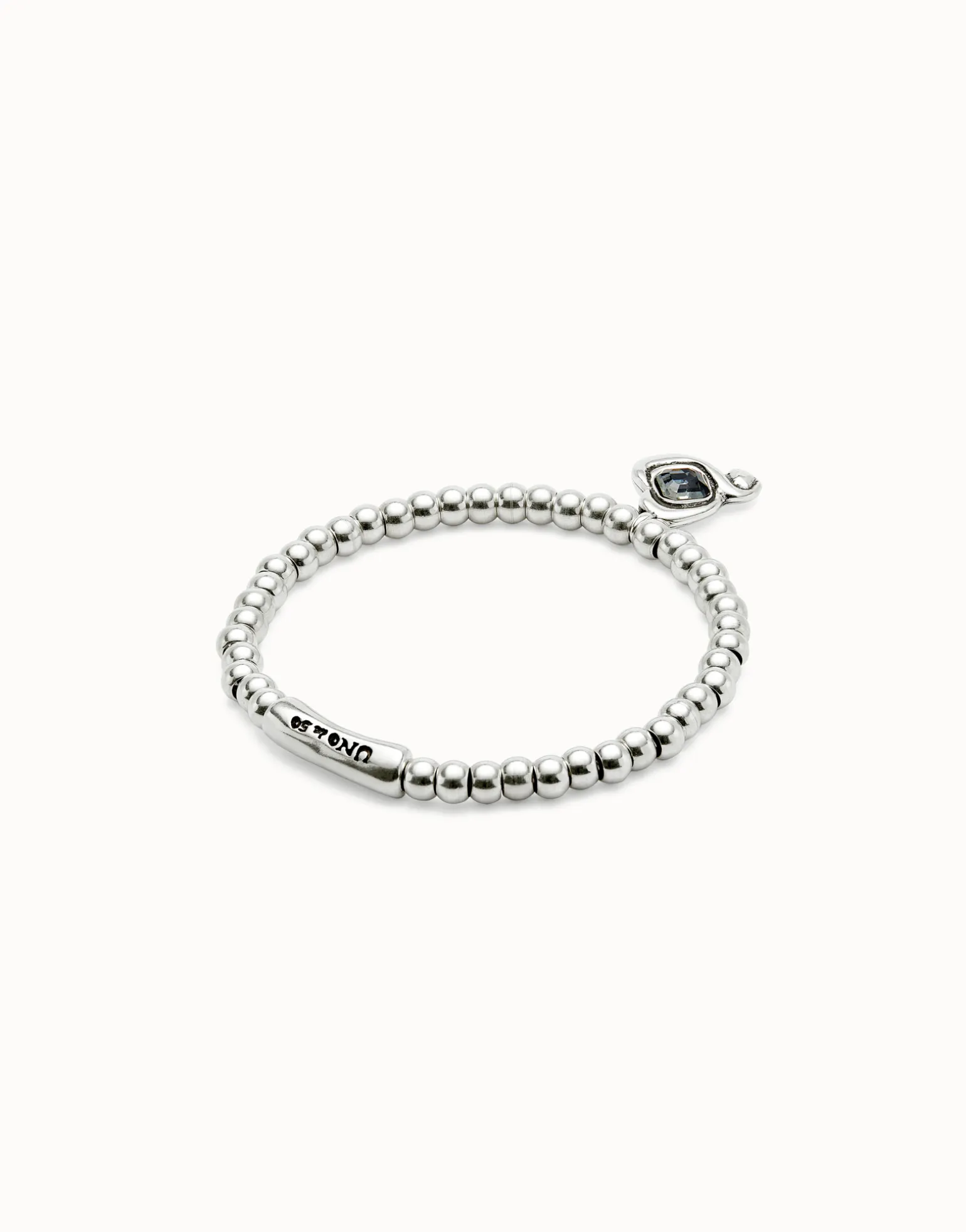 Pulsera de bolas bañadas en plata de ley con cristal negro