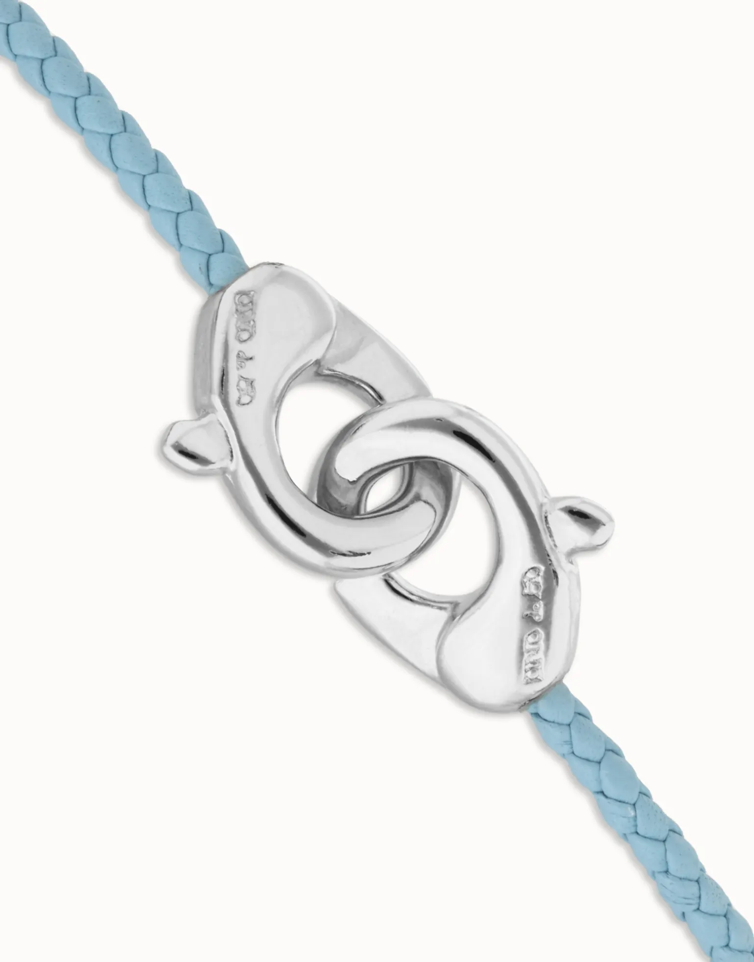 Pulsera de cuero azul con mosquetón entrelazado en plata