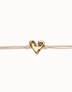 Pulsera de cuero camel con detalle de corazón bañado en oro 18k