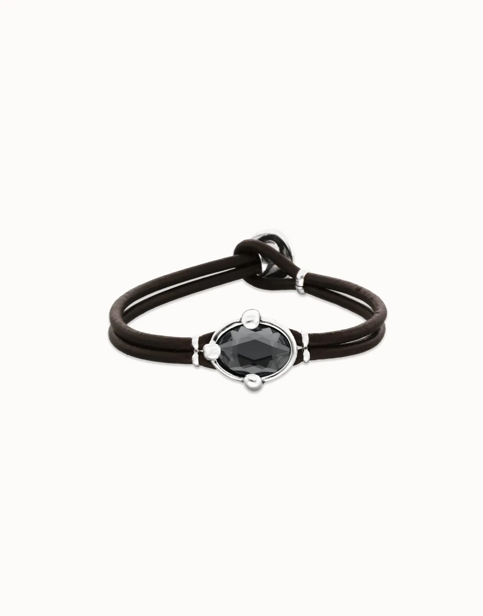 Pulsera de cuero y baño en plata con cristal facetado ovalado negro