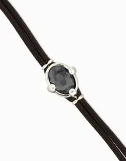 Pulsera de cuero y baño en plata con cristal facetado ovalado negro