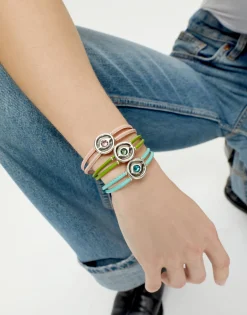 Pulsera doble de cuero verde con ojo bañado en plata de ley