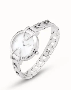 Reloj bañado en plata de ley con correa metálica y esfera redonda con interior blanco